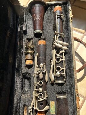 Vintage Selmer Signet Bb clarinet wood